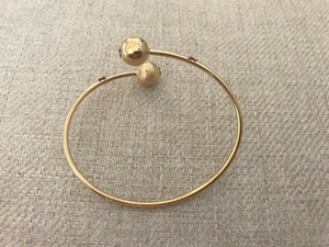 14K Pretty Yellow Gold Polished and Matte Cuff Bracelet W/ 2 balls and Butterflies