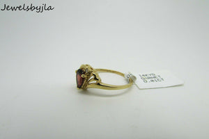 14K Yellow Gold Ladies Pretty Pear Shape Garnet Ring With Diamonds Size 6.5