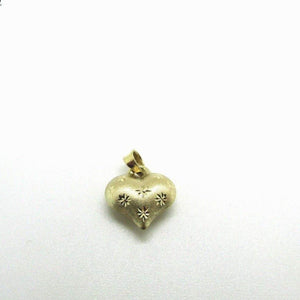 14K Pretty Yellow Gold Puffed Heart Pendant/Charm With Stars 0.50 Grams