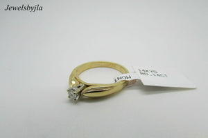 14K Yellow Gold Ladies Pretty Solitaire Ring With Single Diamond .14Cts Size 6.5