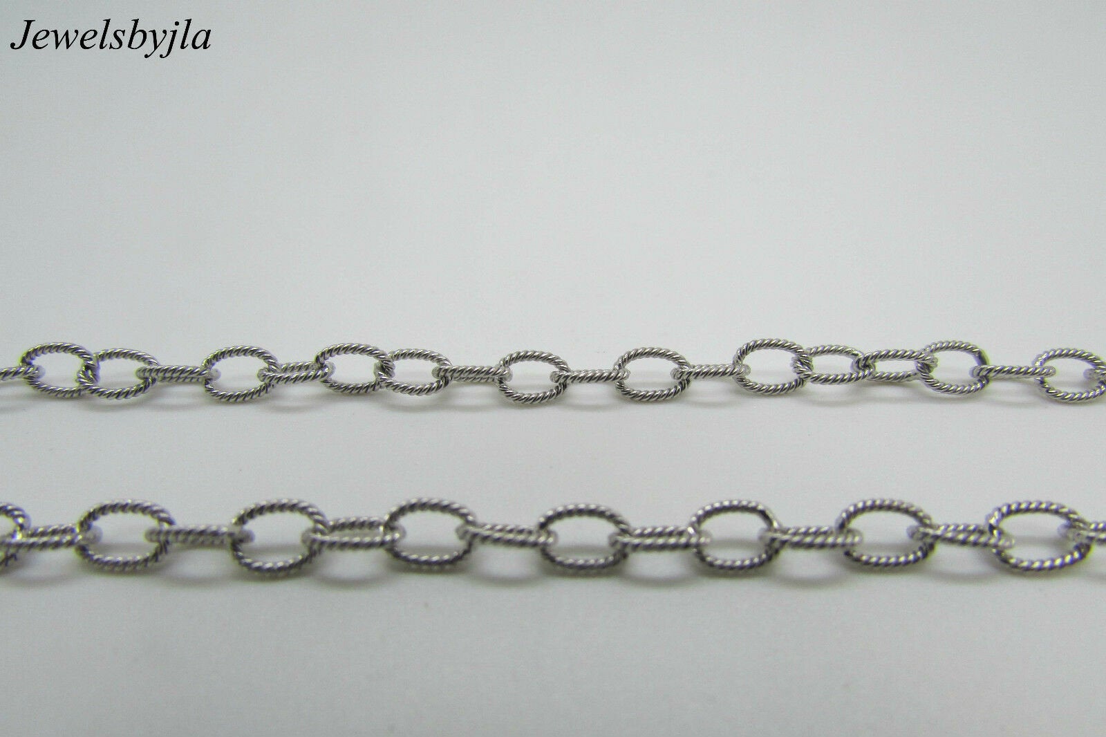 14K White Gold Pretty Handmade Link Chain 22 Inches 8 Grams Made In Italy.