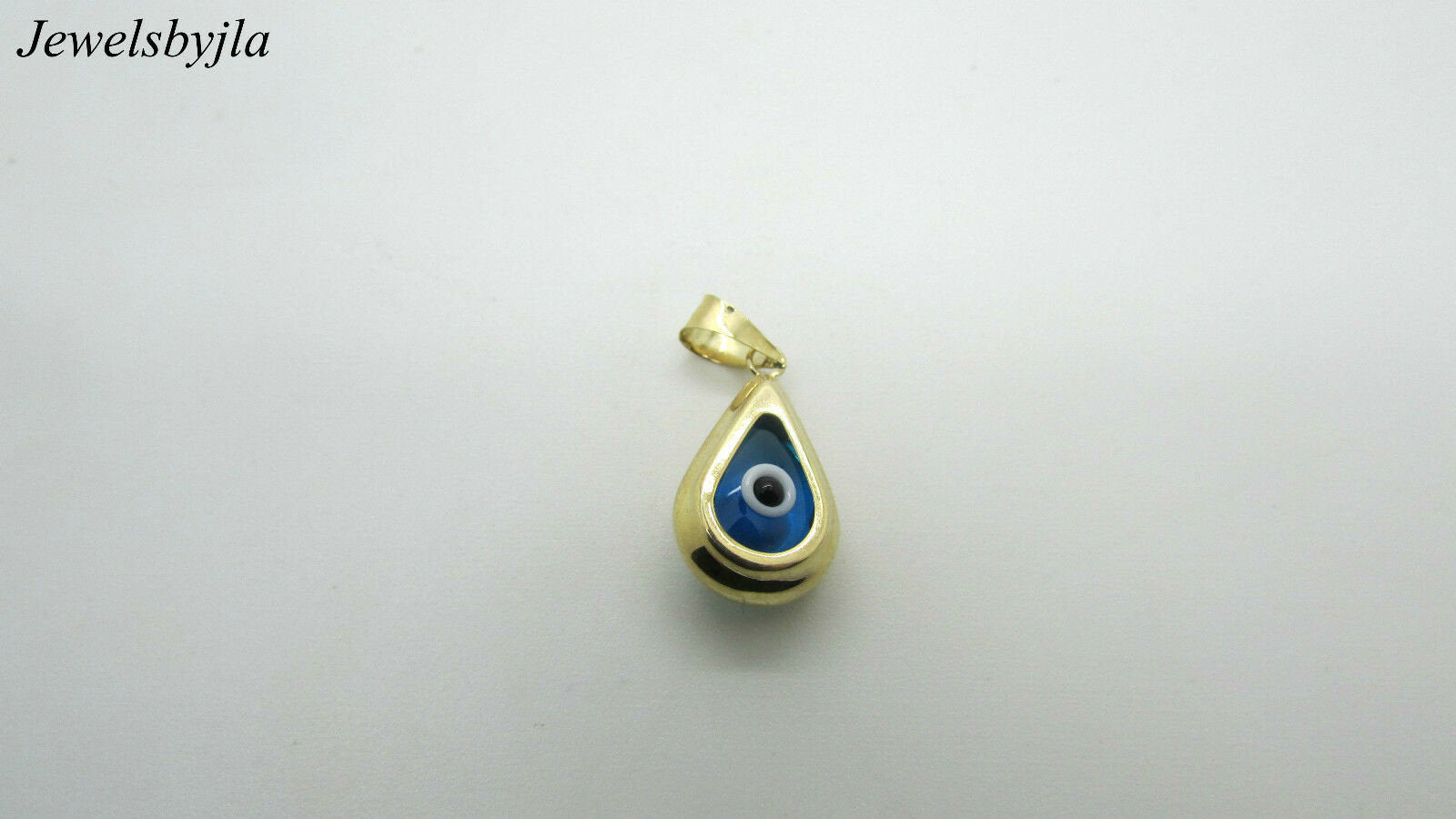 14K Pretty Yellow Gold Tear Drop Shaped Evil Eye Pendant 1.1 Grams