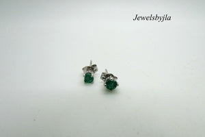 14K Pretty White Gold Round Emerald Stud Earrings .50 Points