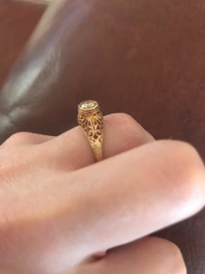 14K Antique Yellow Gold Round Diamond Ring With Filigree Design 0.33 Cts 3 Grams