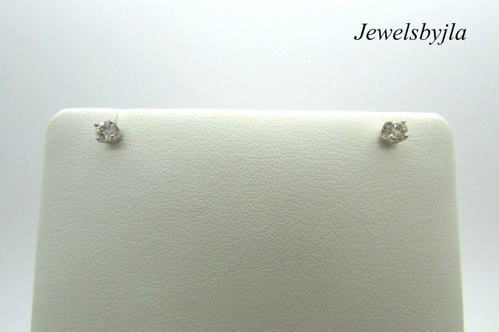 14K Pretty White Gold Round Diamond Stud Earrings .25 Points I Color I1 Clarity