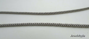 14K Pretty White Gold Twisted Thick Chain 20 Inches 10.5 Grams 2.4 Mm