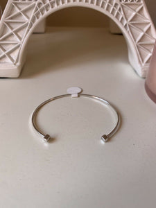 14K Pretty White Gold Thin Cuff Bracelet With Square Ends 3.2 Grams