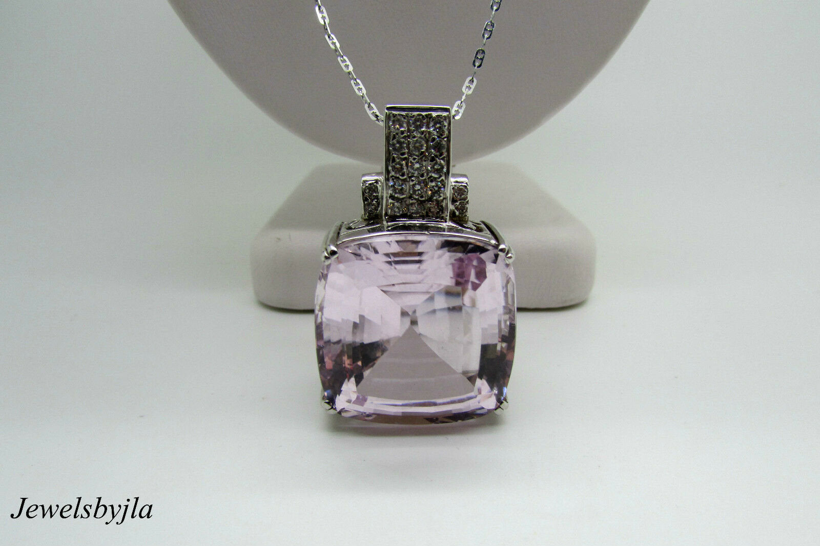 14K Pretty White Gold Cushion Shaped Kunzite 60.48 Cts Pendant With Diamonds