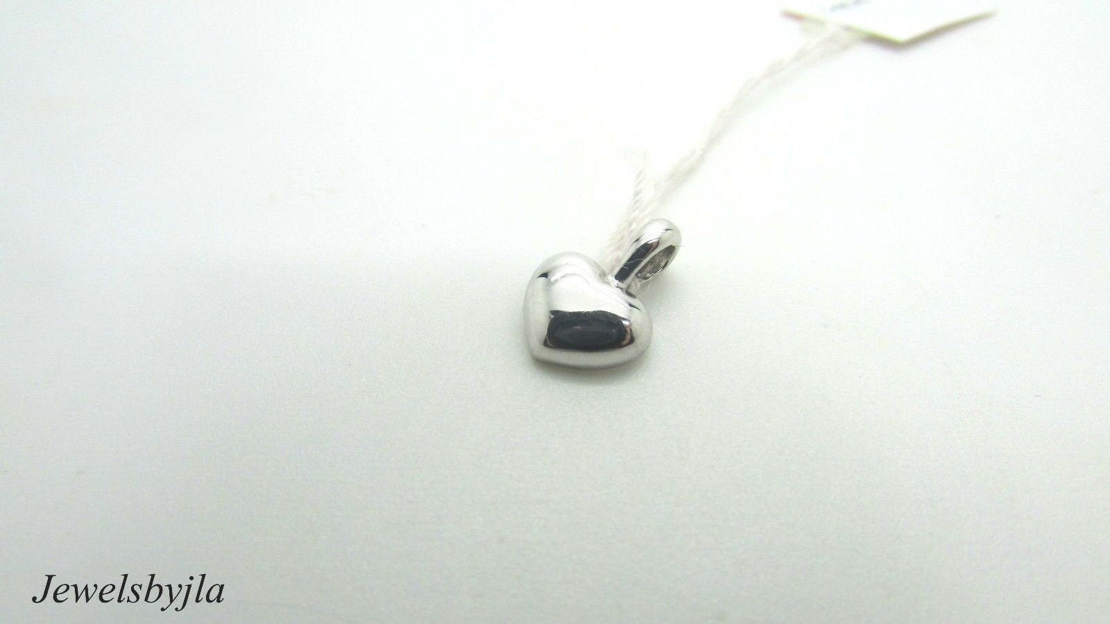 14K White Gold Cute Heart Charm/Pendant 0.6 Grams