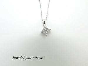 14K Pretty White Gold Square Pendant With 9 Princess Cut Diamonds 0.23 Cts