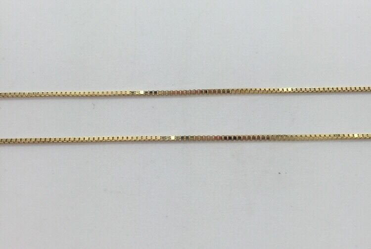 14K Pretty Shiny Yellow Gold Box Chain 24 Inches 3.1 Grams