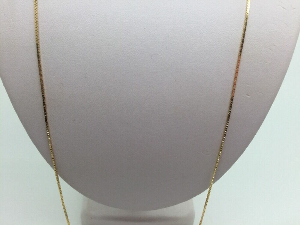 14K Pretty Shiny Yellow Gold Box Chain 22 Inches 3.1 Grams