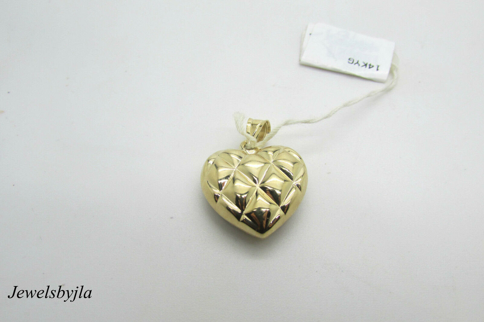 14K Yellow Gold Diamond Cut Pretty Puffed Heart Charm/Pendant Quilted Design