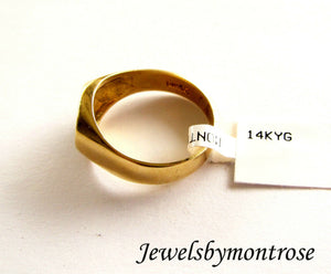 14K Yellow Gold Men&#39;s Signet Ring Size 9.75 Weight 4.1 Grams
