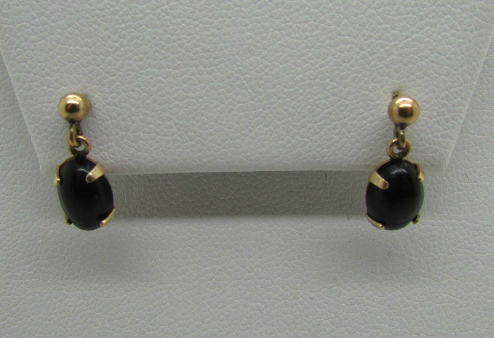 14K Pretty Yellow Gold Cabochon Oval Onyx Drop/Dangling Earrings 2 Cts