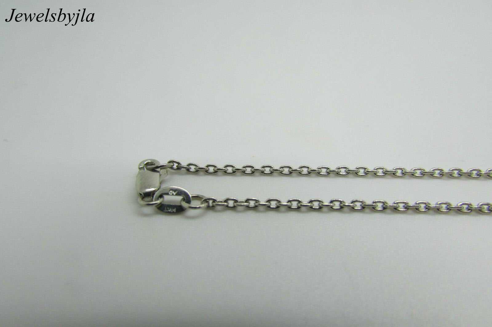 14K White Gold Pretty Handmade Link Chain 16 Inches 2.6 Grams 1Mm