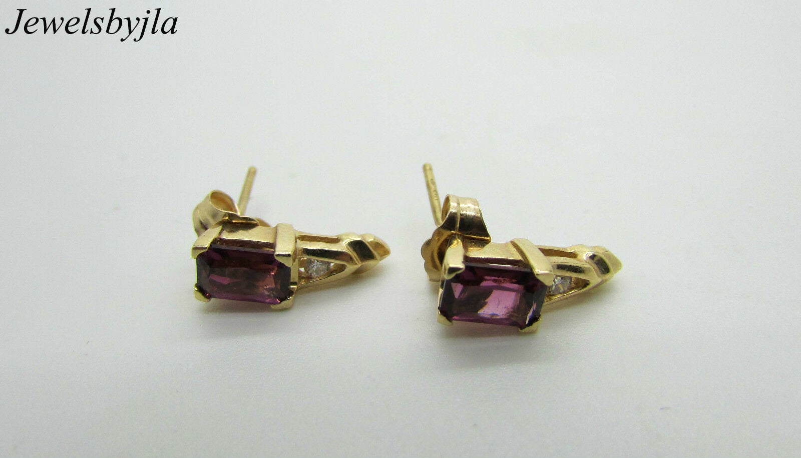 14K Pretty Yellow Gold Emerald Garnet Drop Earrings With Round Diamond 0.65 Cts