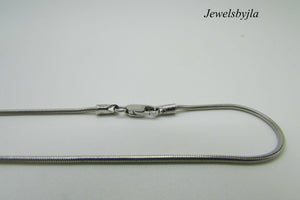 14K Solid White Gold Pretty Round Square Snake Chain 16 Inches 5 Grams Italy