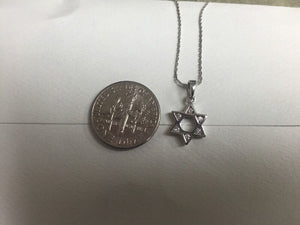 14K White Gold Pretty Star Of David Pendant With 6 Round Diamonds 0.08 Cts