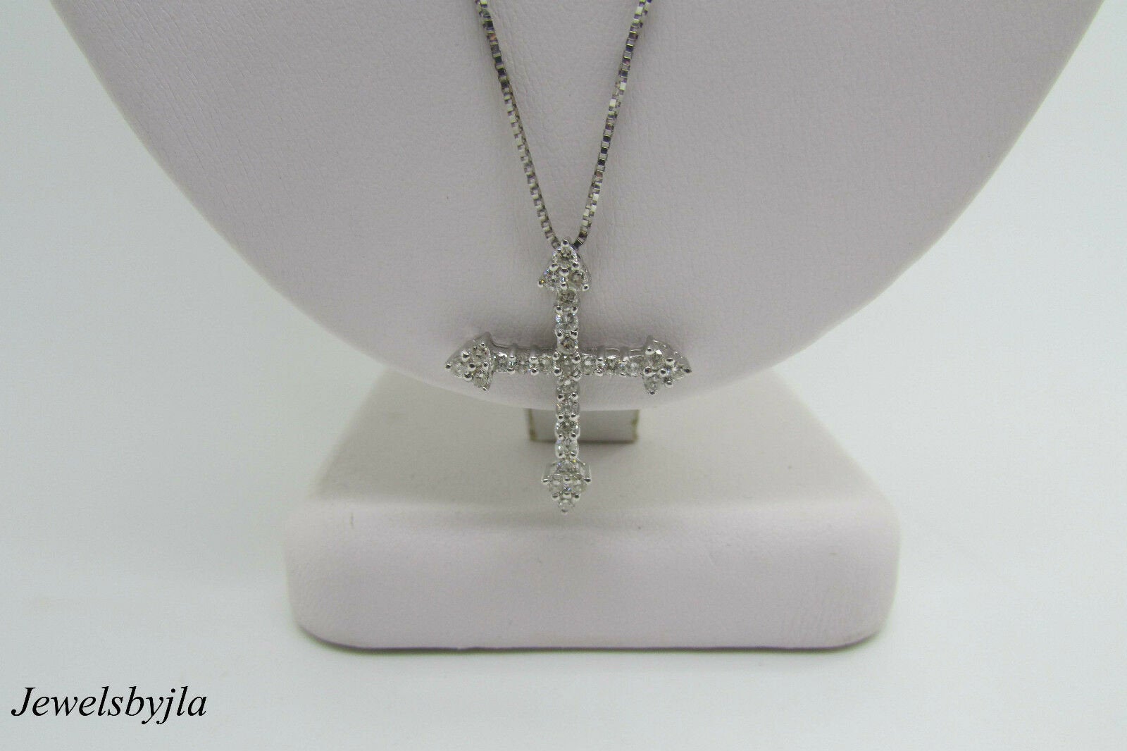 18K Pretty White Gold Diamond Cross Pendant With Arrow Shape Sides 0.54 Cts