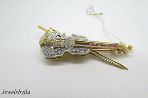 18K Pretty Yellow Gold Violin Pin With Round Diamonds And Rubies 2.65 Cts Total