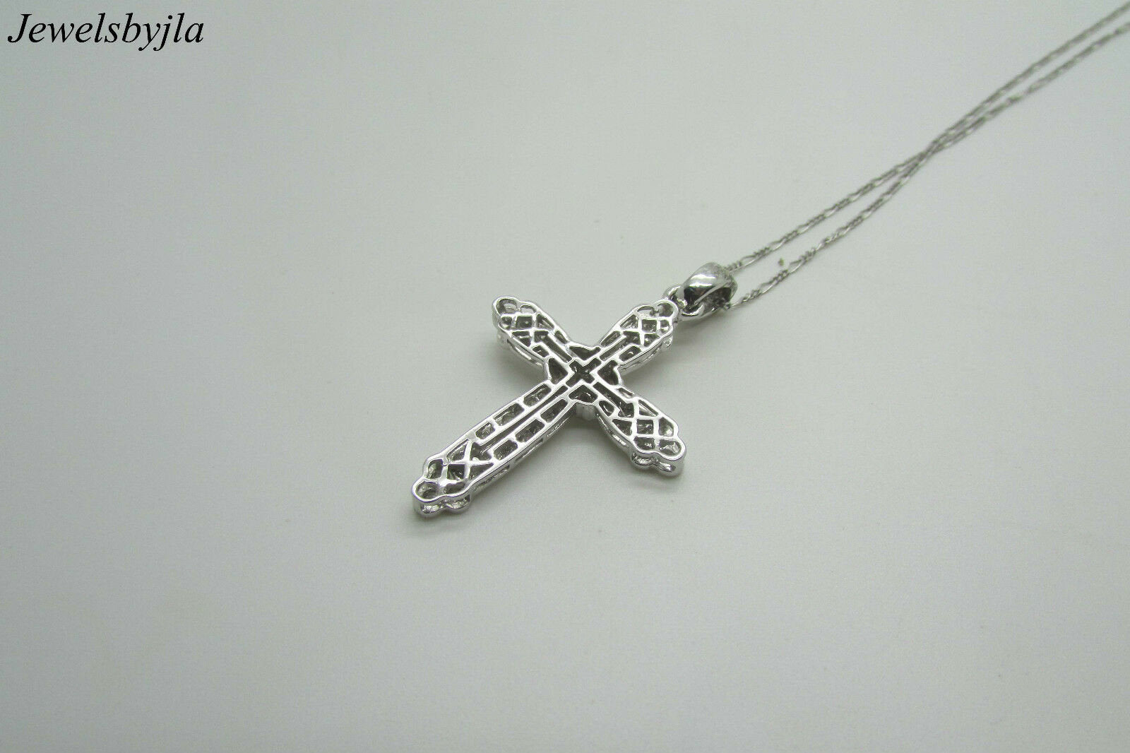 14K White Gold Thick Cross Pendant X Design In Middle With Round Diamonds 1 Ct