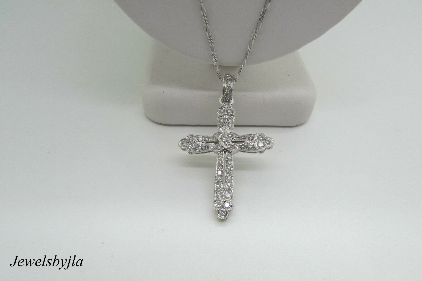 14K White Gold Thick Cross Pendant X Design In Middle With Round Diamonds 1 Ct