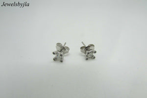 14K White Gold Princess Cut Stud Earrings With 4 Rounds Diamonds Prong .28Cts