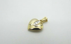 14K Pretty Yellow Gold Polished Heart Pendant With 6 Tapered Baguettes 2 Grams