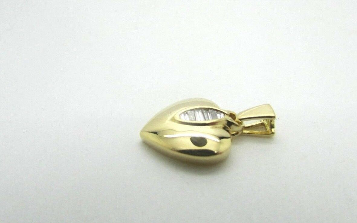 14K Pretty Yellow Gold Polished Heart Pendant With 6 Tapered Baguettes 2 Grams