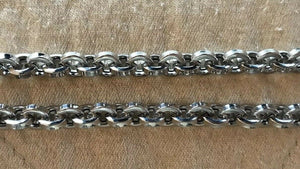 14K White Gold Pretty Circular Link Chain 18 Inches 31 Grams
