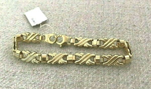 14K Pretty Yellow Gold Thick Bracelet With Bar Design 14.5 Grams