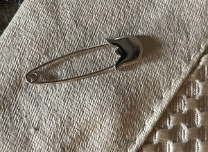 14K Pretty White Gold Sturdy Thick Safety Pin