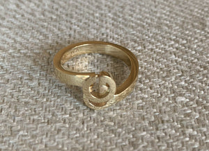 14K Pretty Yellow Gold Thick Ring Band With Letter G Stacked Size 6.5 4.5Grams