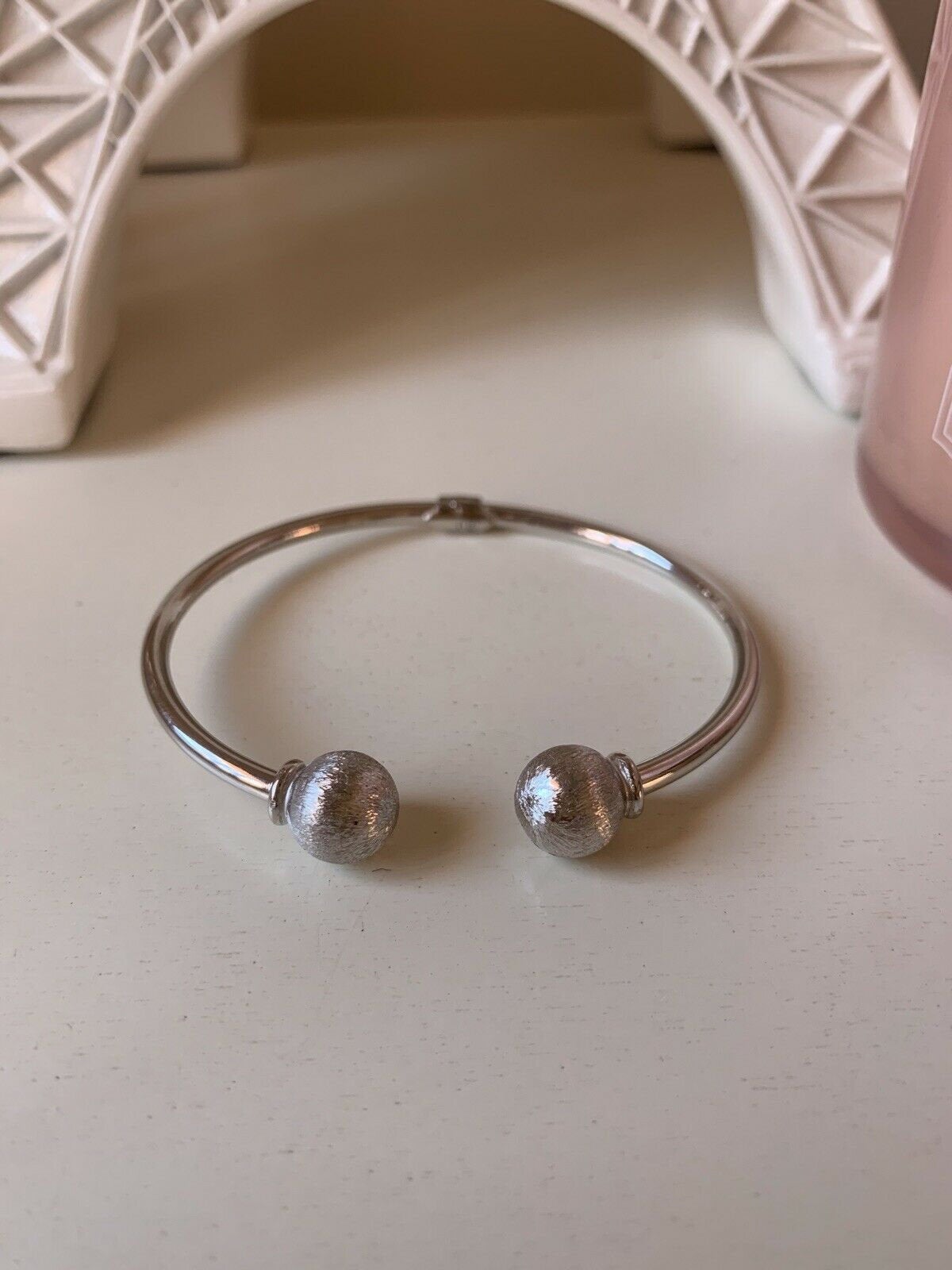 14K Pretty White Gold Open Cuff Bracelet With 2 Matte Balls 7.7 Grams