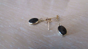 14K Pretty Yellow Gold Oval Onyx Drop/Dangling Earrings 0.9 Grams