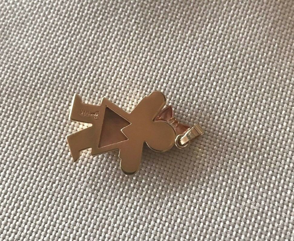 14K Pretty Yellow Gold Little Girl Charm Pendant Pink Bow On The Head 3.8 Grams