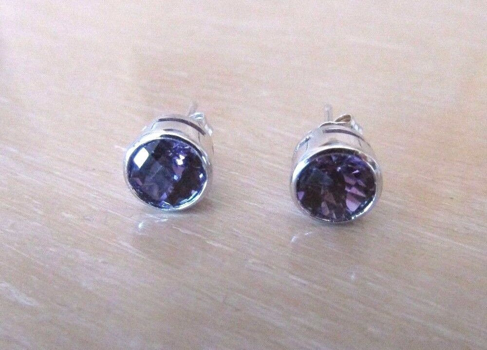 14K Pretty White Gold Round Faceted Amethyst Earrings 1.50 Cts 1.9 Grams