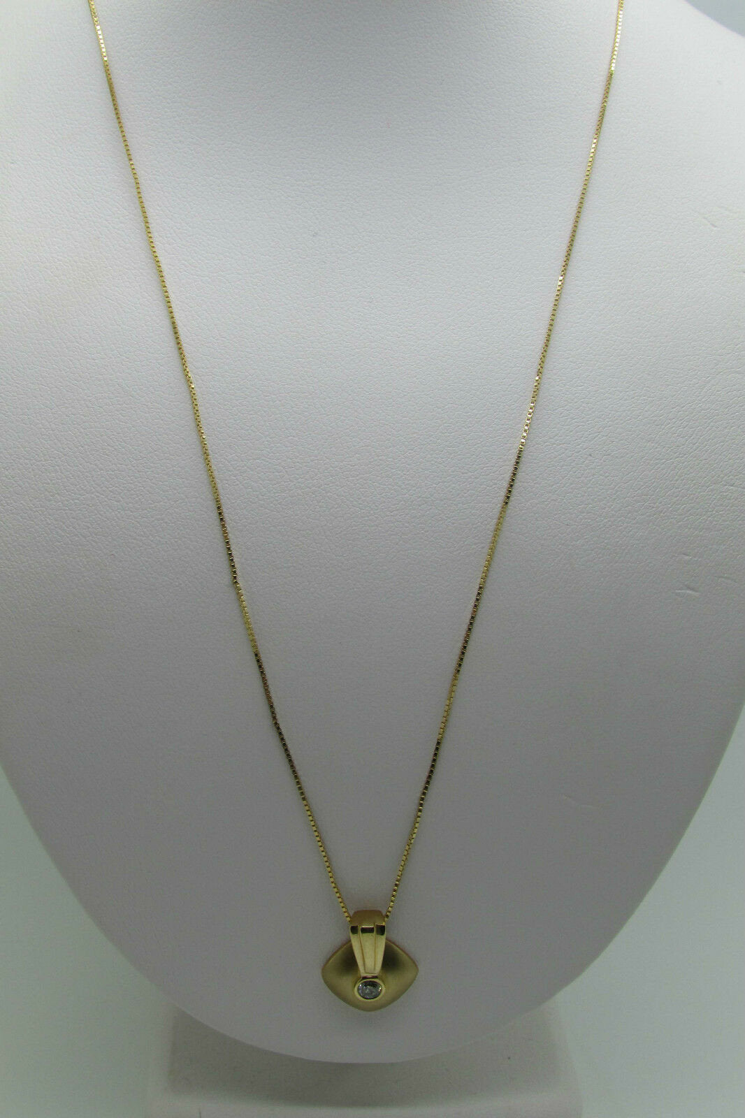 14K Pretty Yellow Gold Square Pendant With One Round Diamond 0.08 Cts