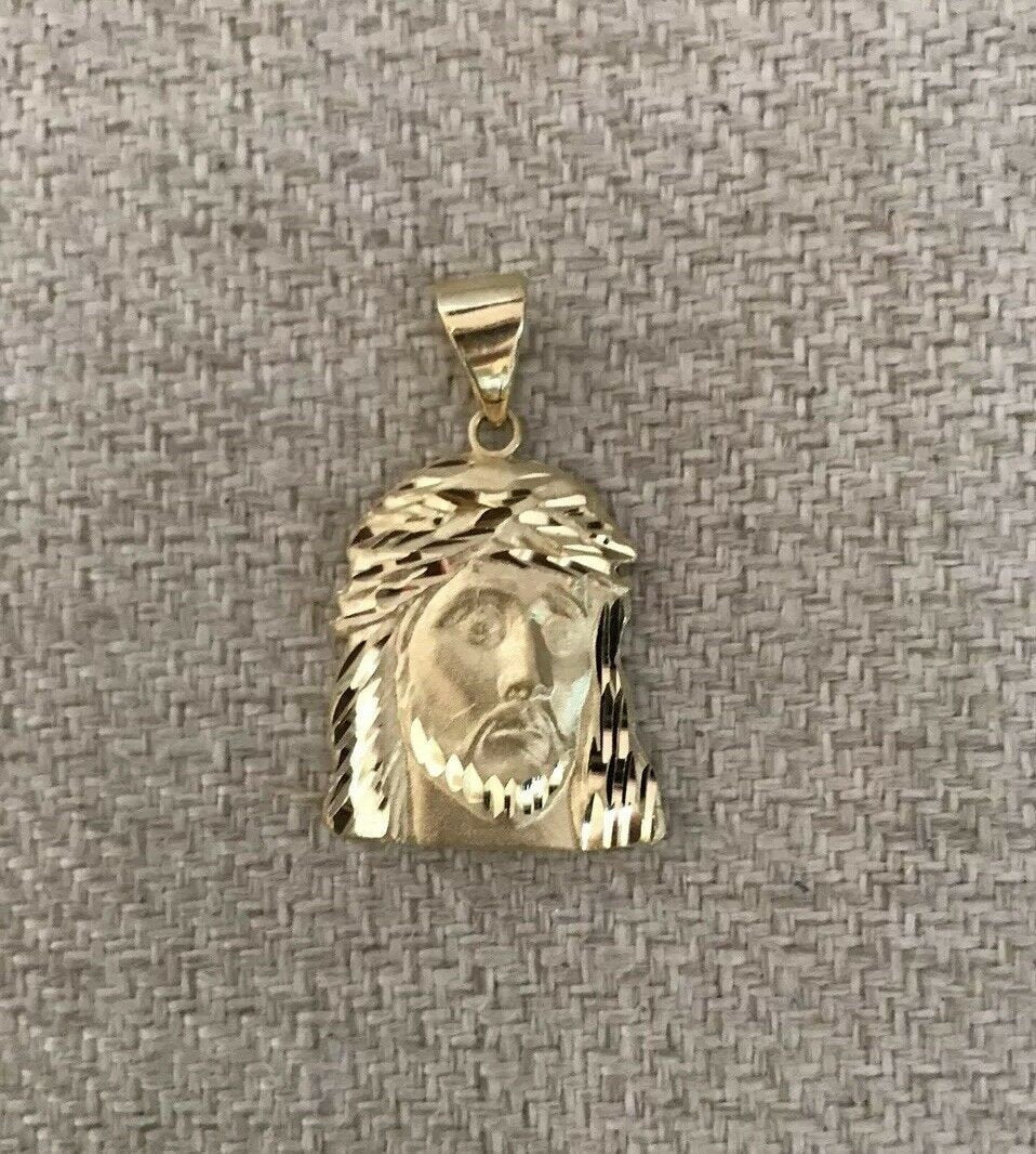 14K Yellow Gold Beautiful Pendant Of Jesus&#39; Face 3.6 Grams