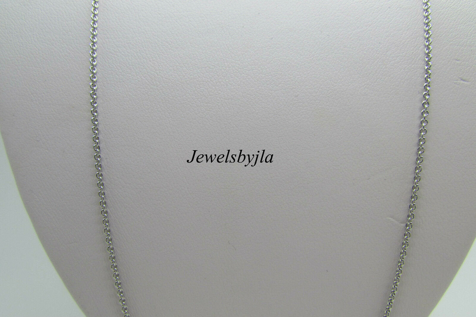 14K Pretty White Gold Round Link Chain 20 Inches 2.6 Grams .80Mm