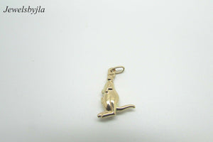 14K Pretty Yellow Gold Puffed 3-D Kangaroo Pendant 1.2 Grams