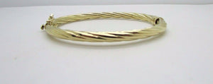 14K Pretty Yellow Gold Thick Twisted Bracelet 7.8 Grams