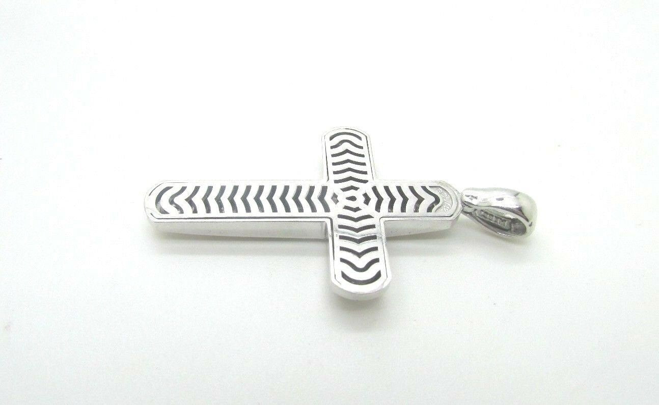 14K Pretty White Gold Cross With White Gold Screw Circles 8.5 Grams