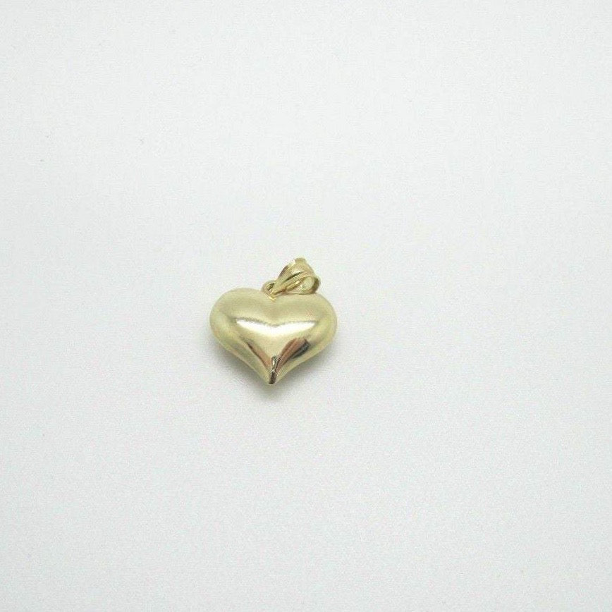 14K Pretty Yellow Gold 3-D Puffed Heart Pendant 0.7 Grams