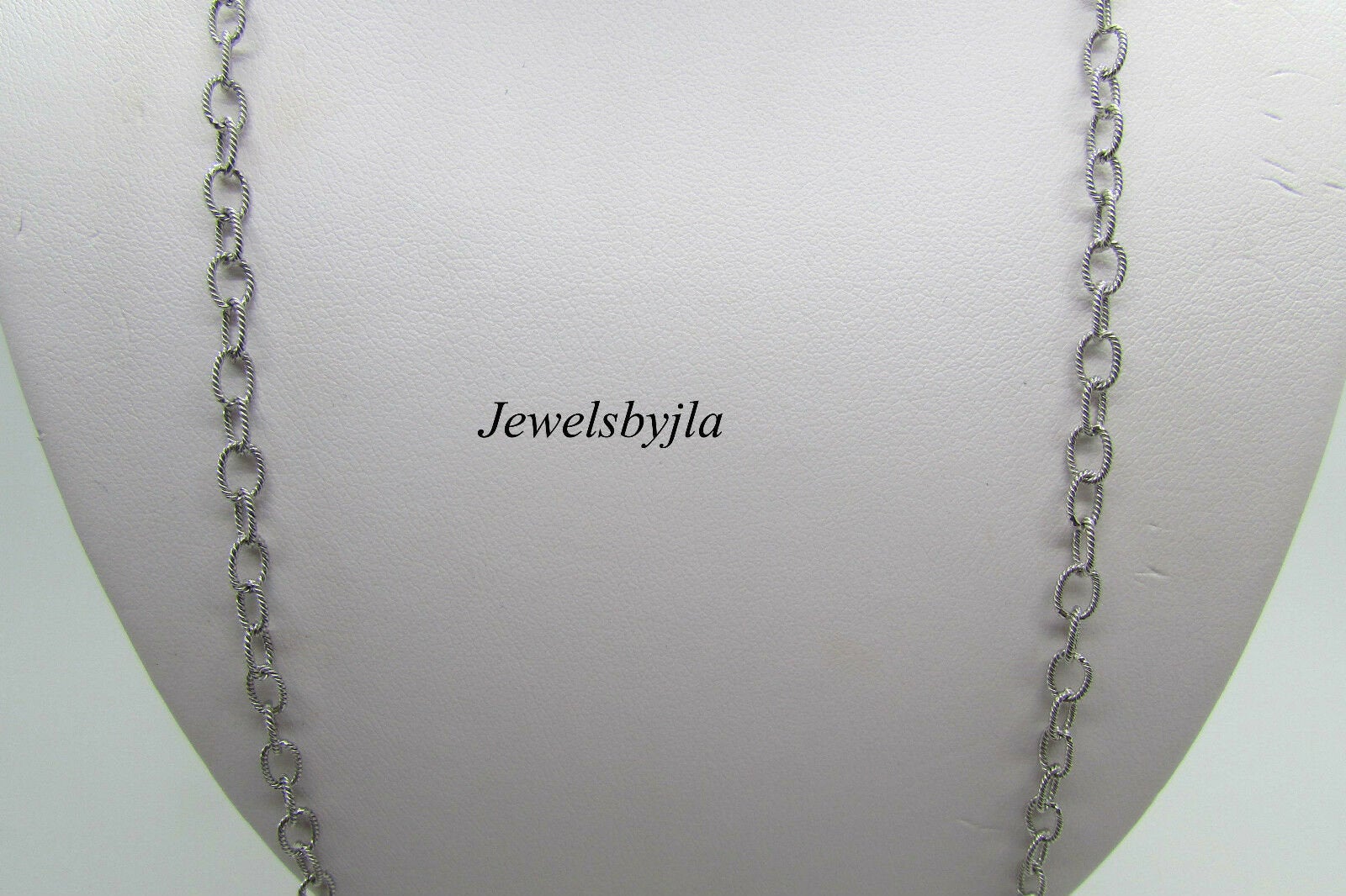 14K White Gold Pretty Handmade Link Chain 22 Inches 8 Grams Made In Italy.