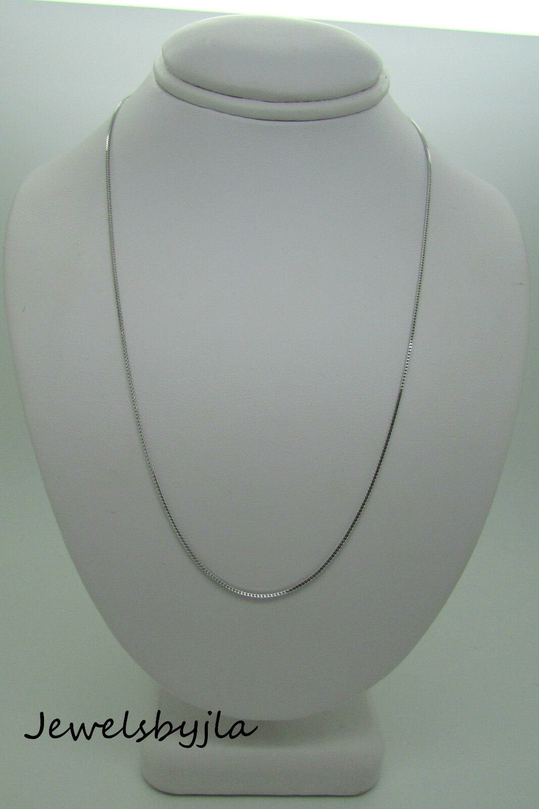 14K Pretty White Gold Foxtail Chain 16 Inches With Secure Clasp 1.6 Grams