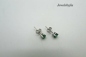 14K Pretty White Gold Round Emerald Stud Earrings .40 Points