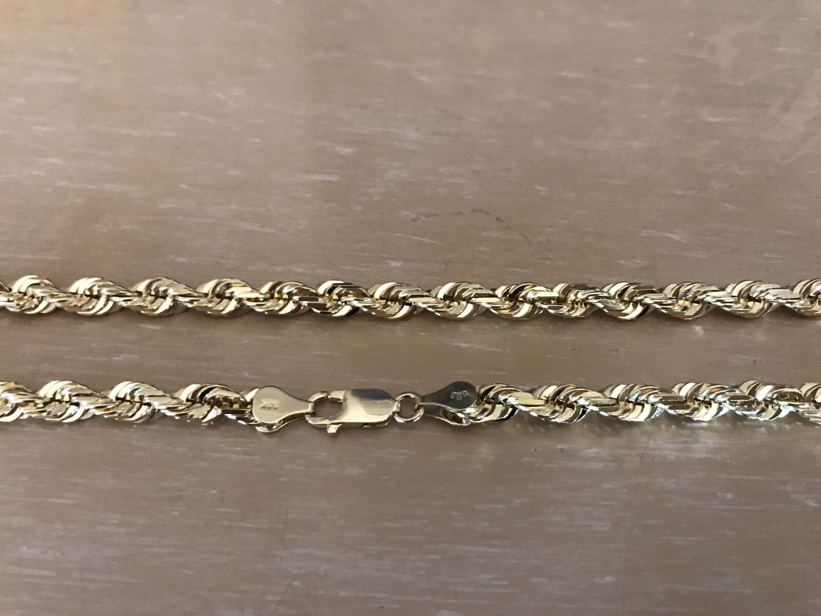 14K Pretty Yellow Gold Solid Rope Chain 22 Inches 51 Grams Made In Italy.