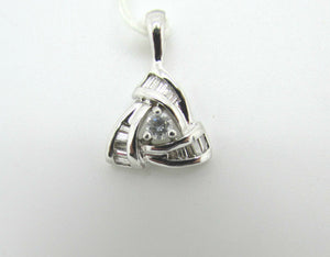 14K White Gold Triangle Pendant With Round Diamonds And Baguettes 0.40 Cts